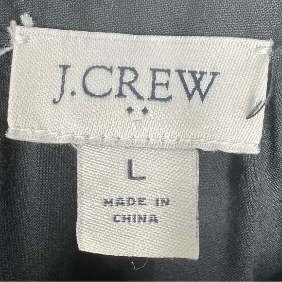 J.CREW Black Mixed Media Eyelet Blouse with Balloon Sleeve and button detail - Picture 4 of 8